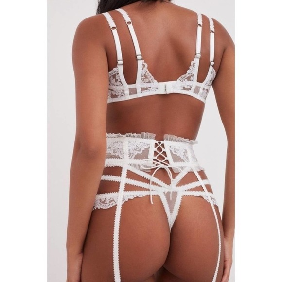 For Love And Lemons White Garter Belt - Picture 5 of 11